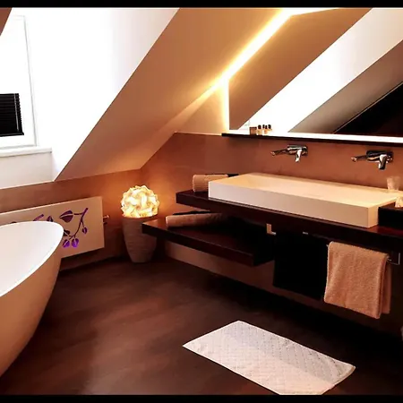 Apartment Luxor