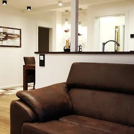 Apartment Luxor *